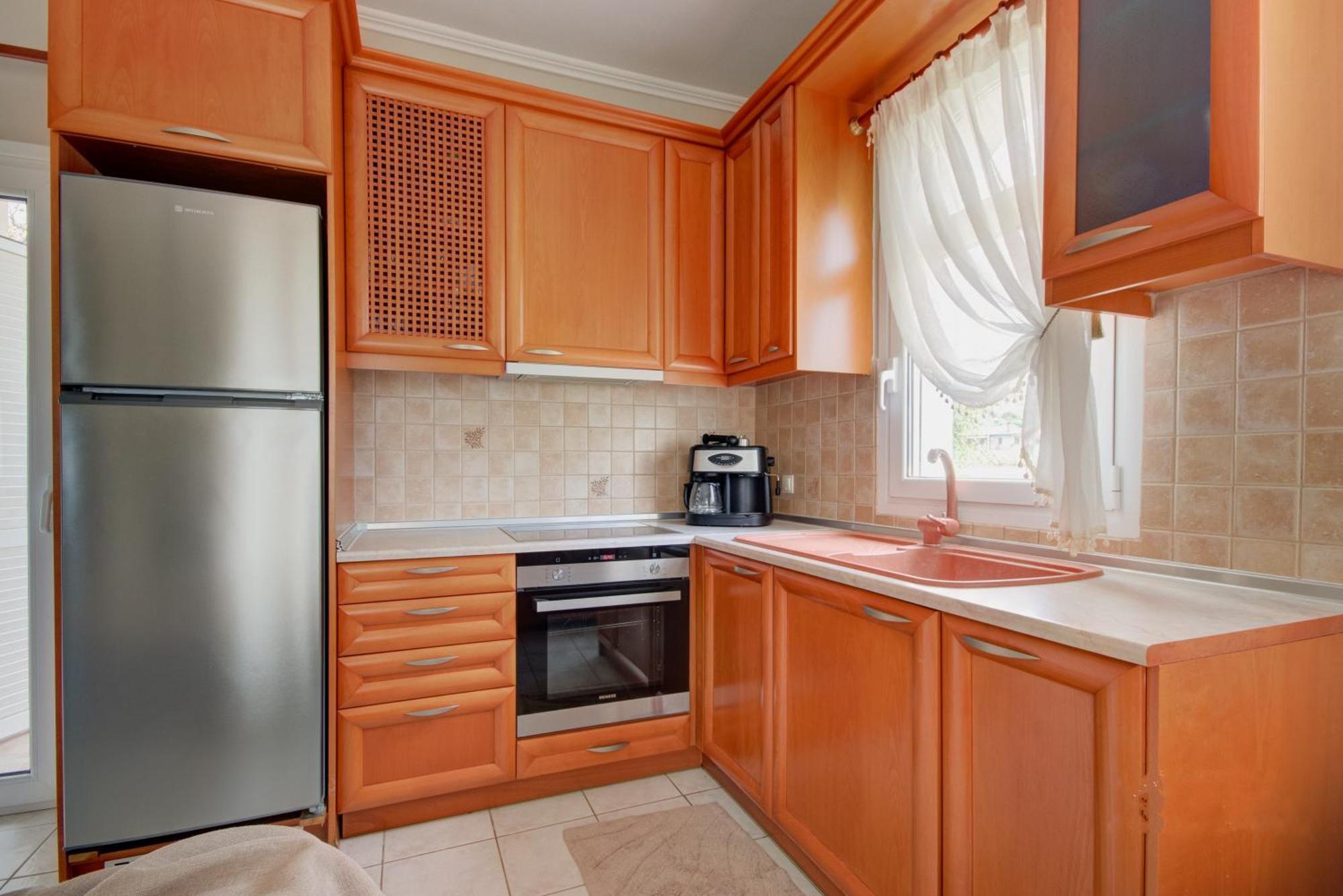 Private 6-Bdrm Villa With Garden 150M To Beach Paradisos Bagian luar foto